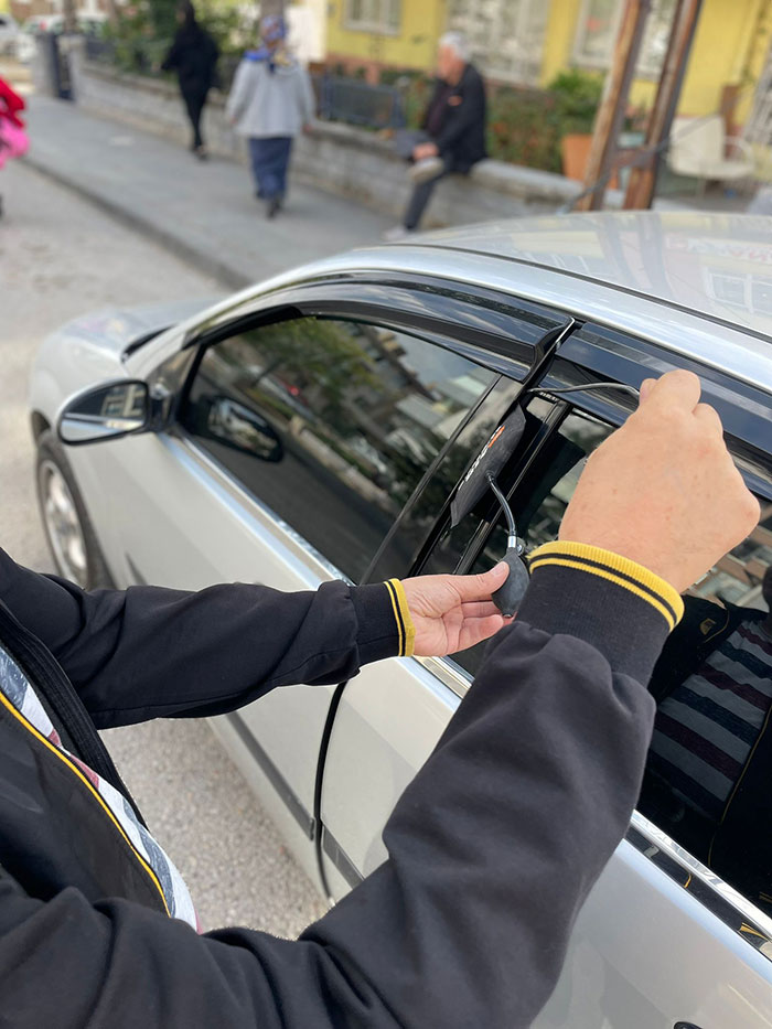 Ahmetbeyli Oto Kilitçisi